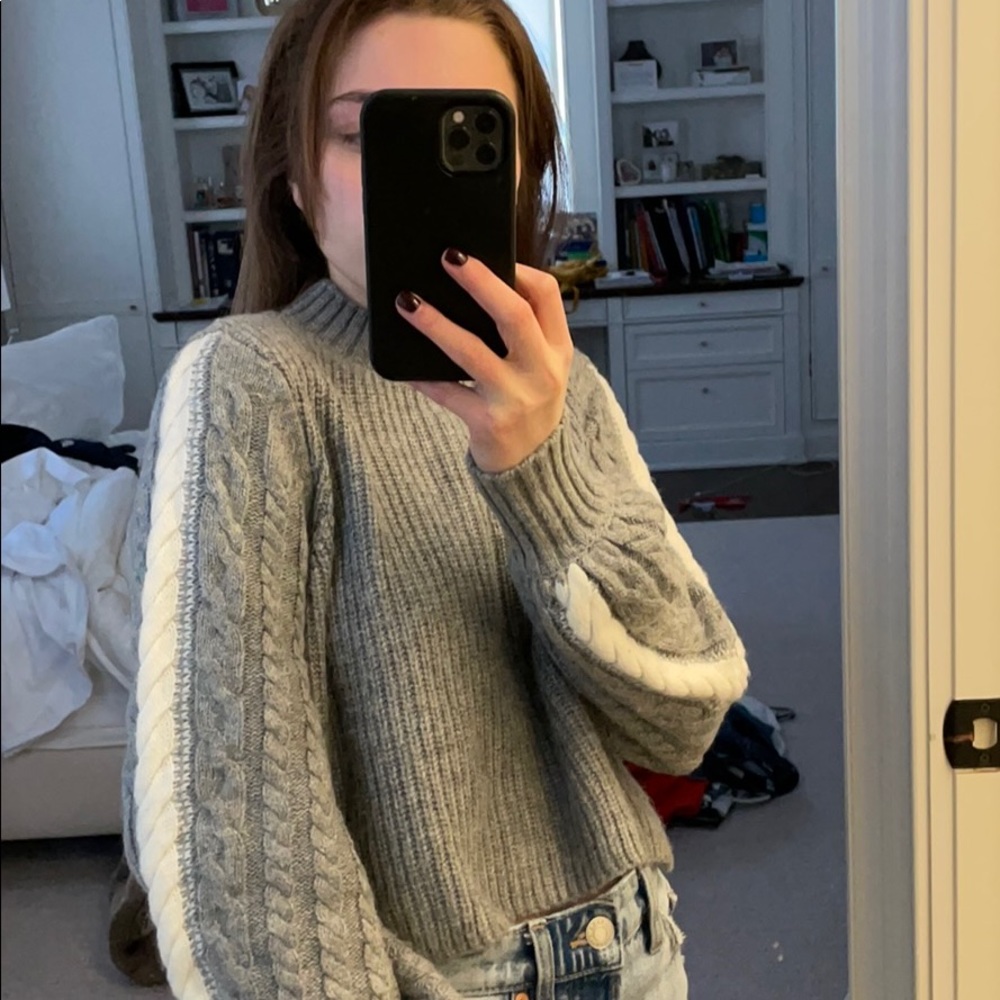 Cropped sweater